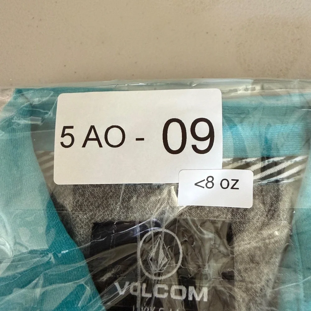 Volcom Wowzer Polo Shirt Youth Large 12-14 Blue‎ Short Sleeve Casual Surf NWT